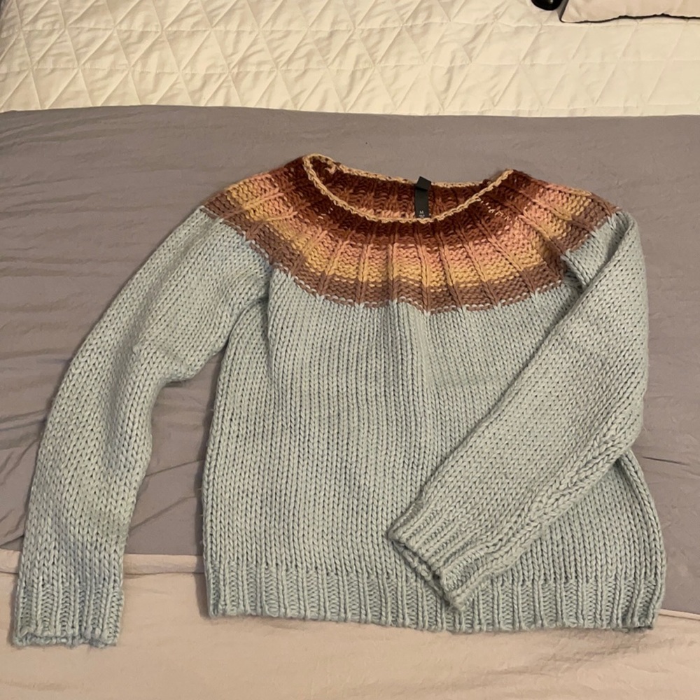 Soft sweater, soft colors